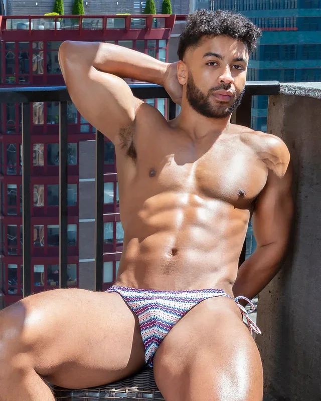 2-IN-1 MAUI SIDE TIE REVERSIBLE LOW RISE SWIM BRIEF – BLUE / GEOMETRIC