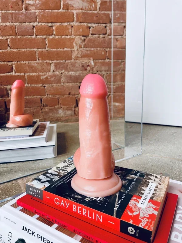 6 ” BARESKIN DILDO BY JOCK w. BALLS – Light