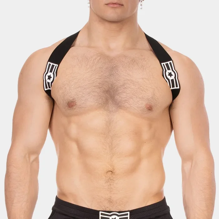 Barcode Berlin Harness Everette Black
