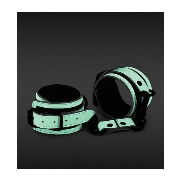 GLO Bondage Wrist Cuff – Glow in the Dark