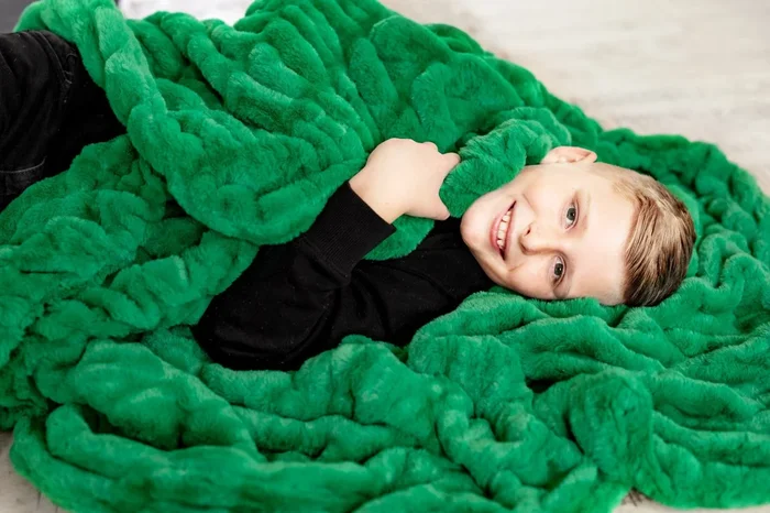 Hugs Green Blanket