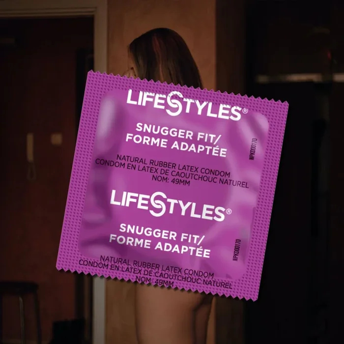 LifeStyles “Snugger Fit ” Condoms
