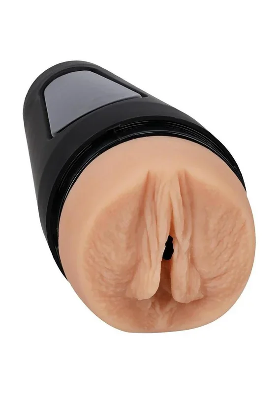 Main Squeeze Kiley Corrupt Ultraskyn Masturbator – Pussy