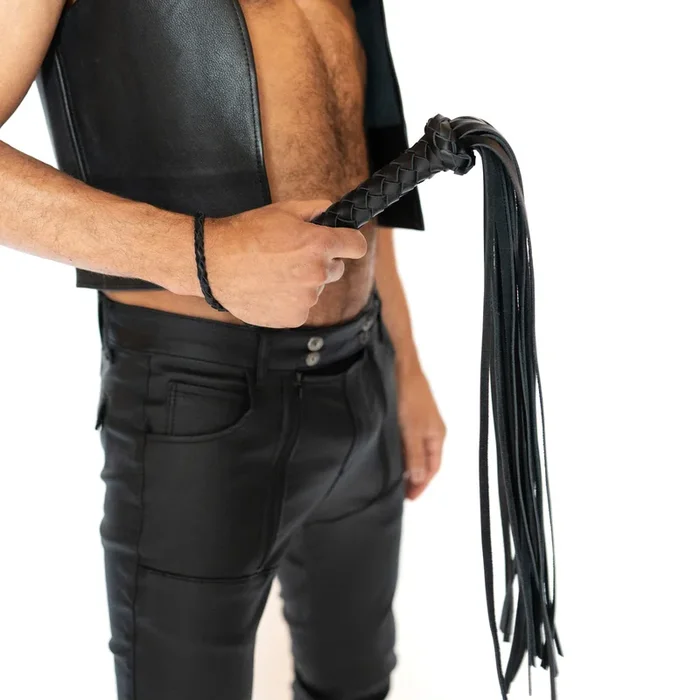 ruff GEAR Leather Queen Flogger 28 Inch