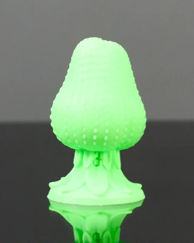 Strawberry Plug – Small, Firm – FLOP – Shallow Base