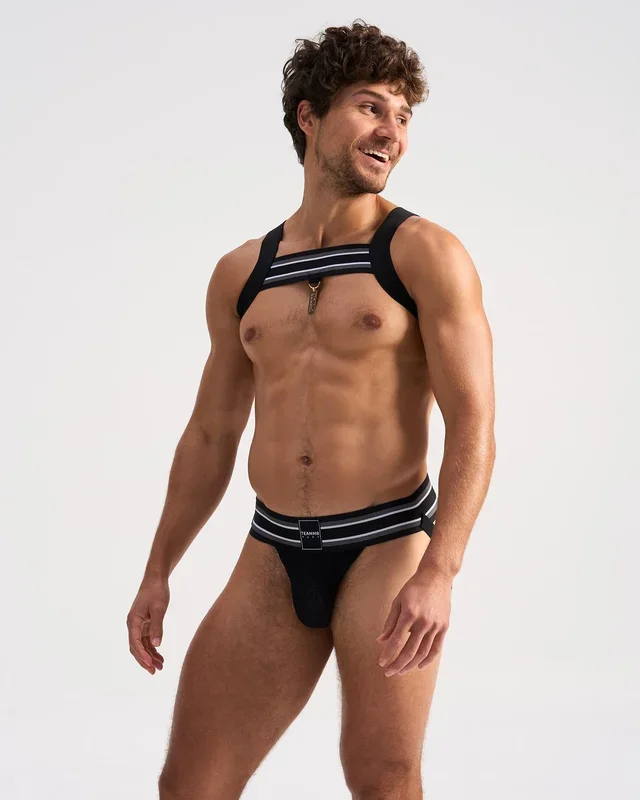 TEAMM8 Locker Room Harness – Jet